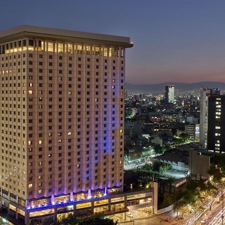 Fiesta Americana Reforma Mexico Extérieur photo The hotel at night
