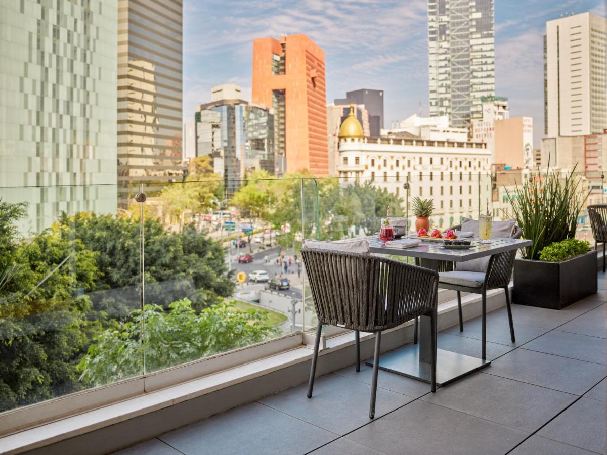Fiesta Americana Reforma Mexico Extérieur photo The rooftop terrace at the Hotel Indigo San Diego