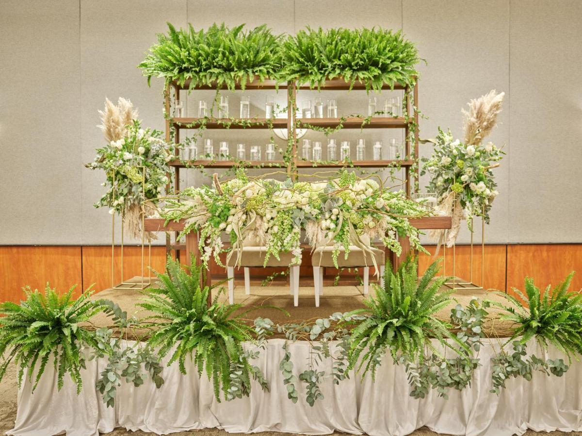Fiesta Americana Reforma Mexico Extérieur photo A traditional Malay wedding dais
